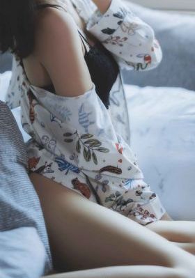 亚洲综合久久五月丁香_1080免费观看电视剧