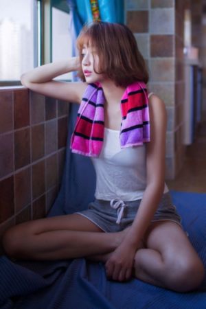 少妇的骚B_90分钟完整视频视频大全