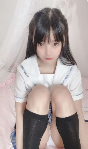 www.精品_十万网红美女美酱